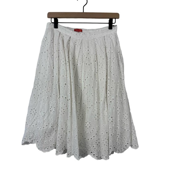Modcloth Dresses & Skirts - Modcloth white eyelet lace a-line high waist minimalist skirt